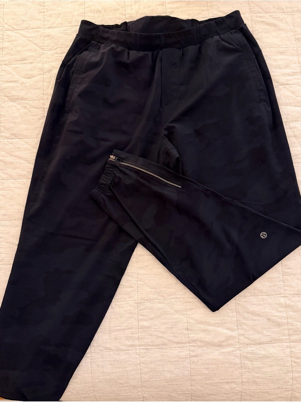 lululemon Men’s Camo Surge Joggers